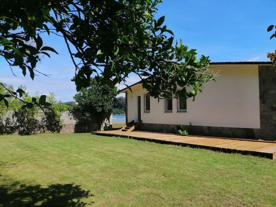 O Pedrido Beach House Bergondo Kültér fotó